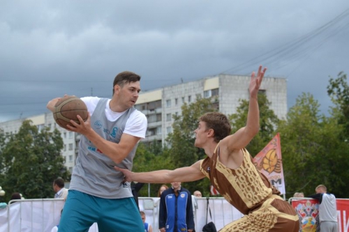 Всероссийские массовые соревнования по уличному баскетболу «Оранжевый мяч-2015»