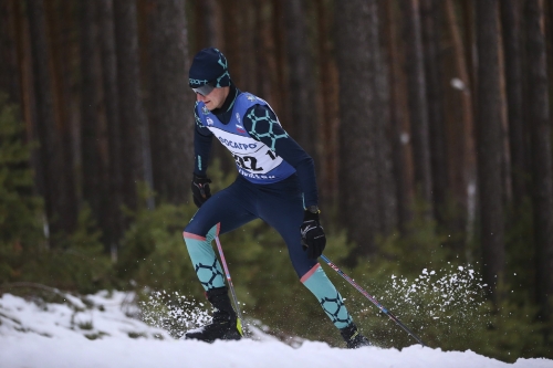 Борьба за медали на лыжных трассах 